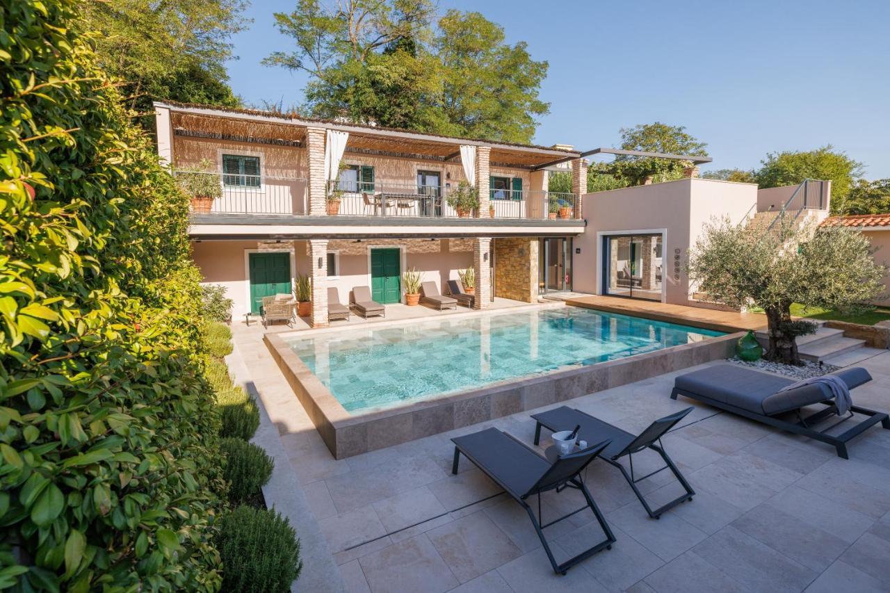 Vila Robida & Spa Črni Kal Exteriér fotografie