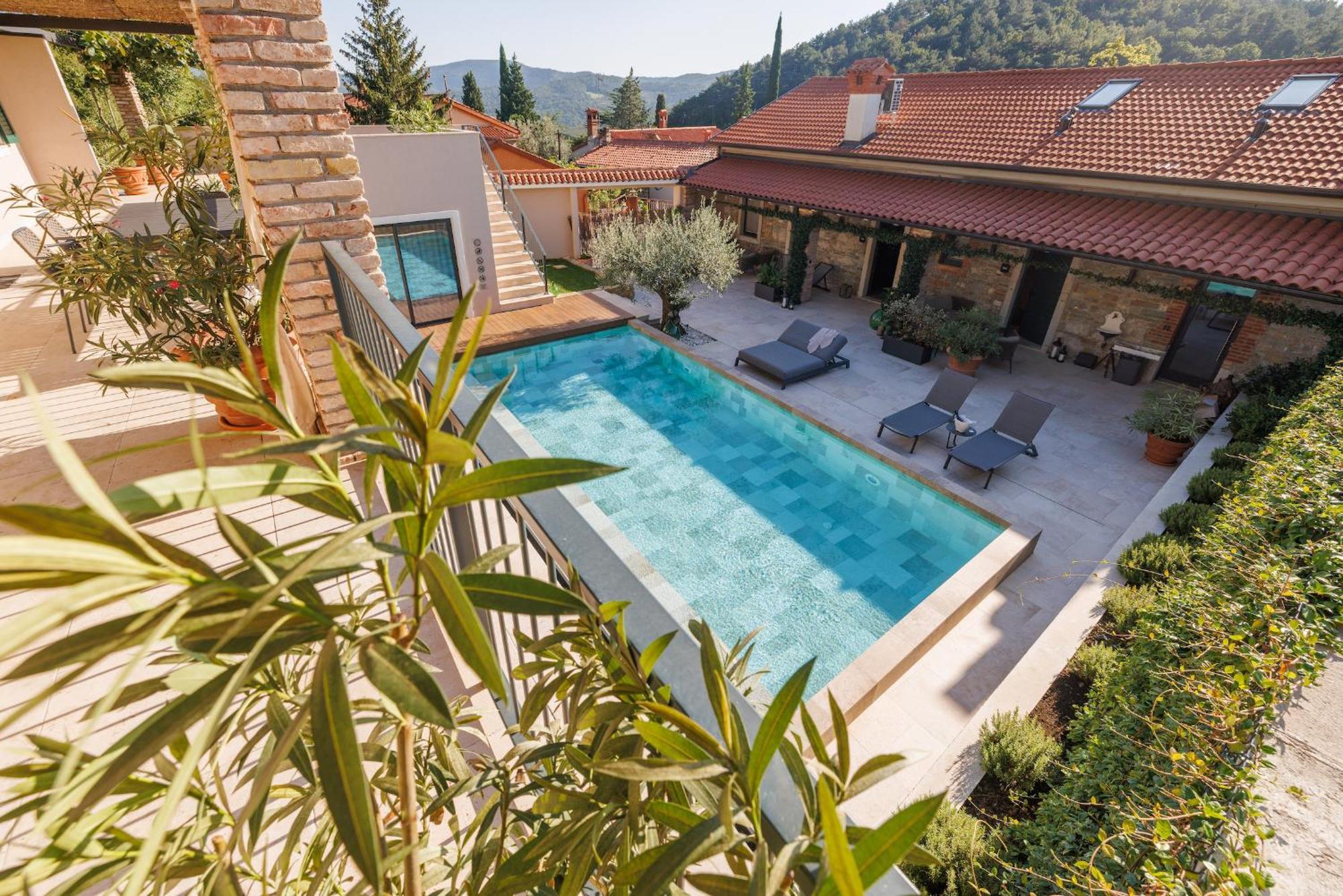 Vila Robida & Spa Črni Kal Exteriér fotografie