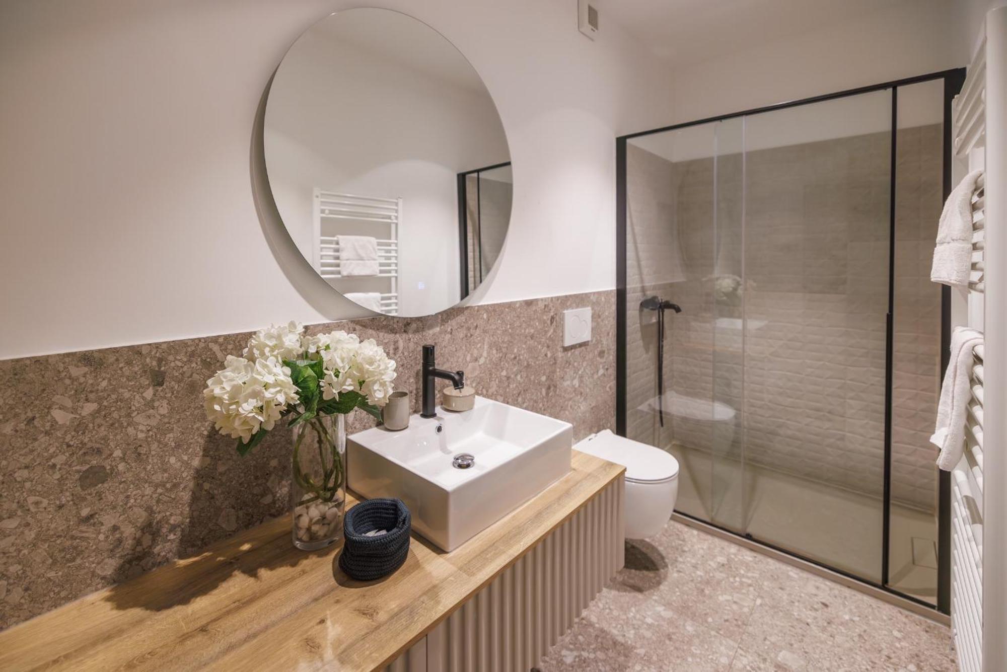 Vila Robida & Spa Črni Kal Exteriér fotografie