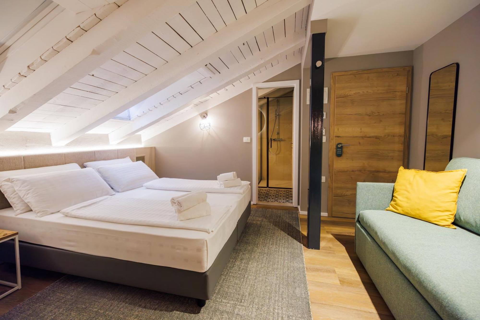 Vila Robida & Spa Črni Kal Exteriér fotografie