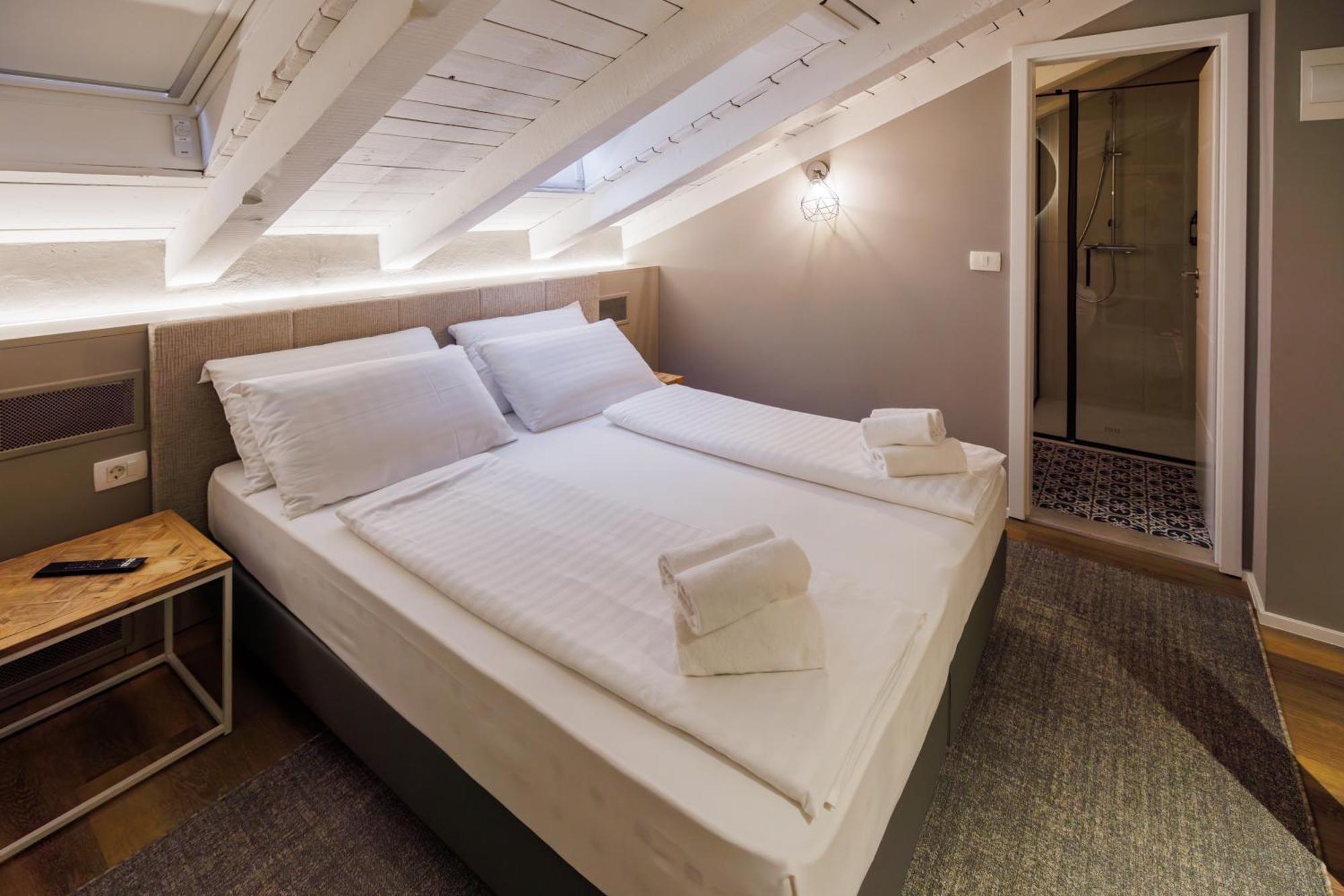Vila Robida & Spa Črni Kal Exteriér fotografie